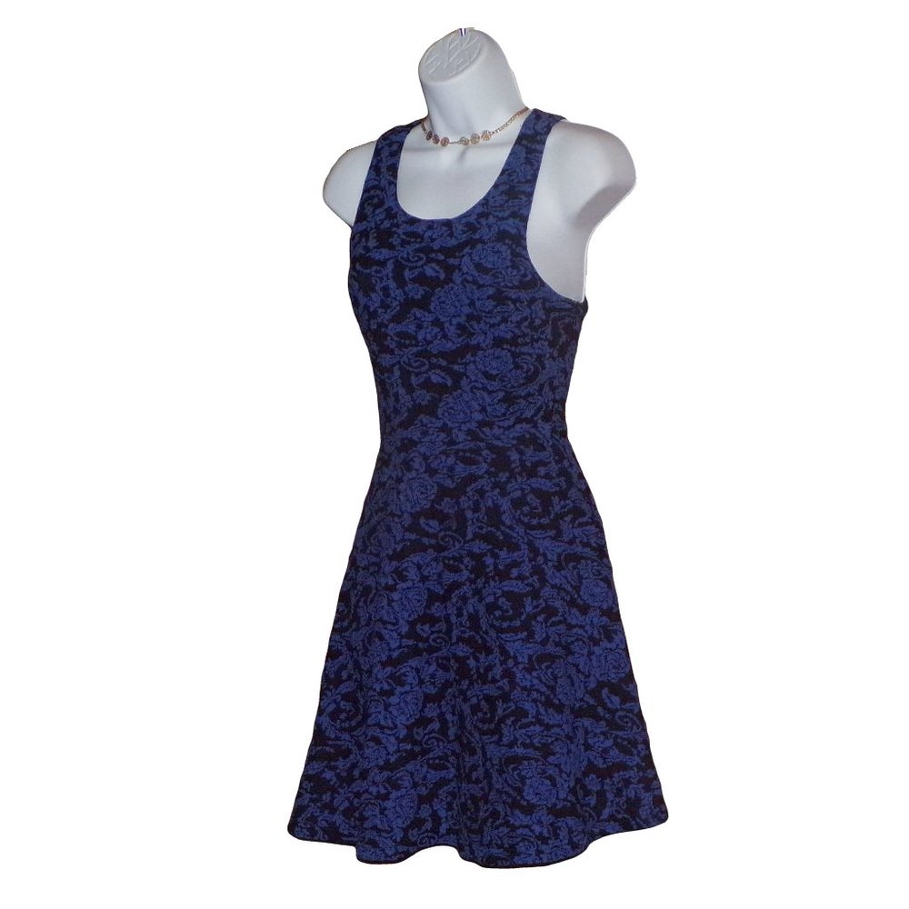 Cecico Fit & Flare Dress - Picture 4 of 7